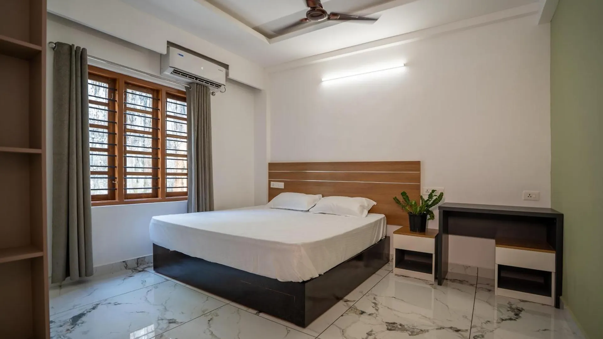 Barakath Square Apartments & Rooms Erattupetta