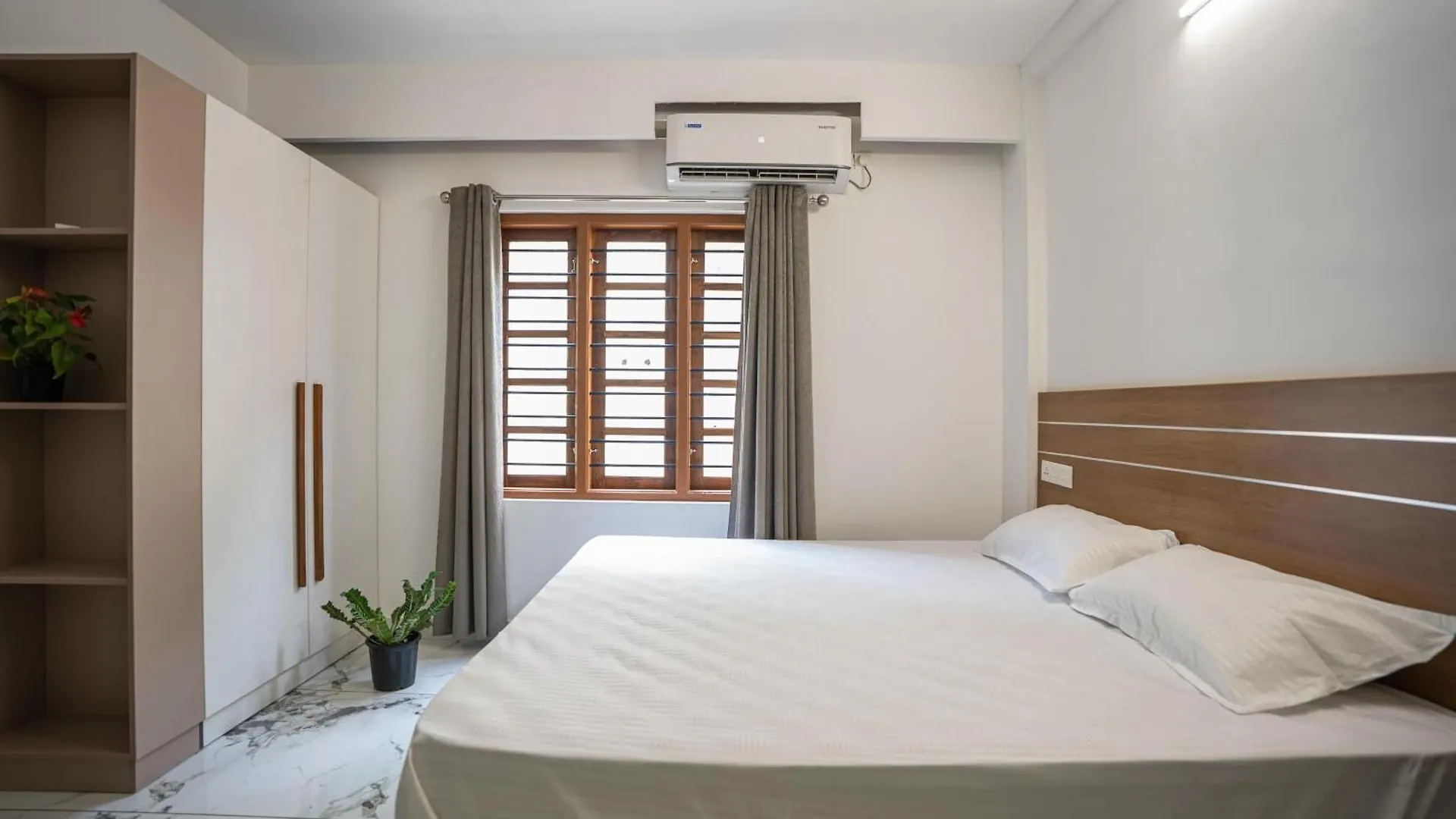 Barakath Square Apartments & Rooms Erattupetta