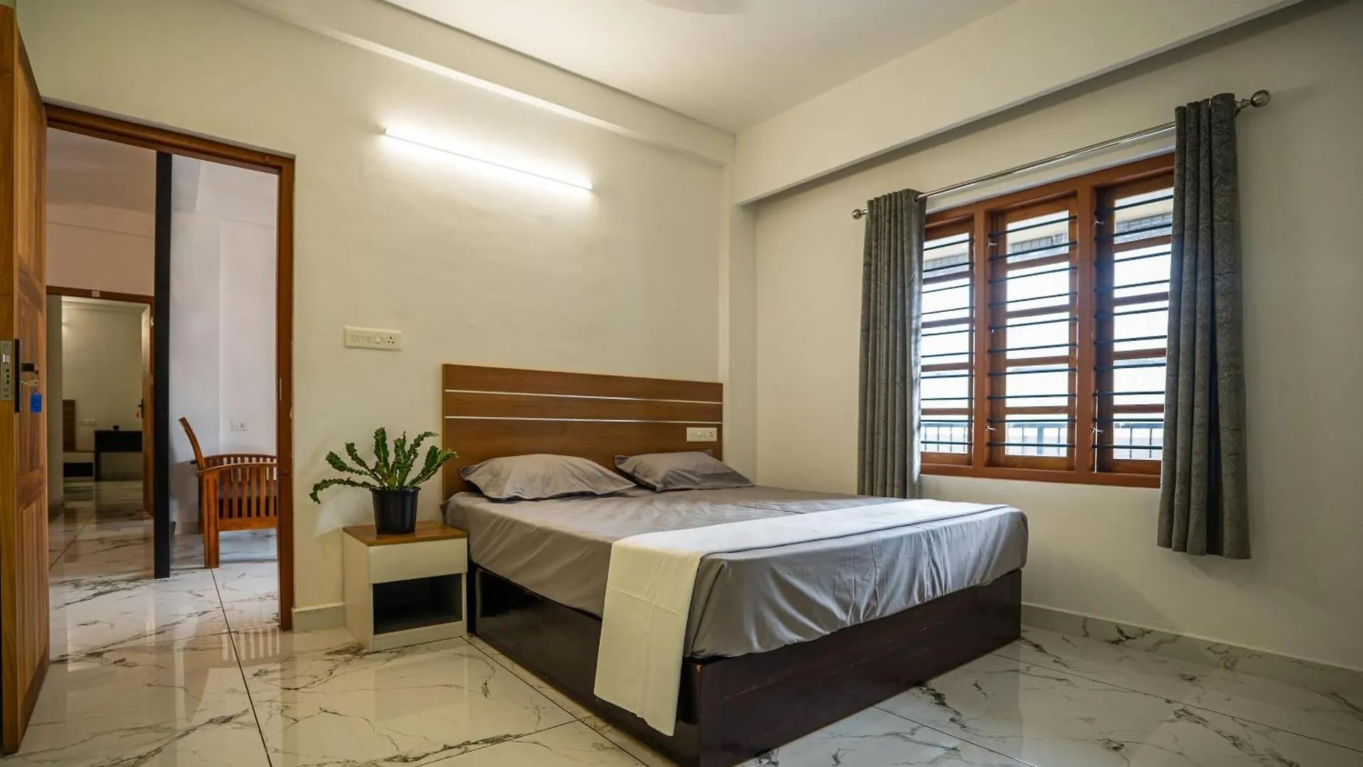 Barakath Square Apartments & Rooms Erattupetta 0*,
