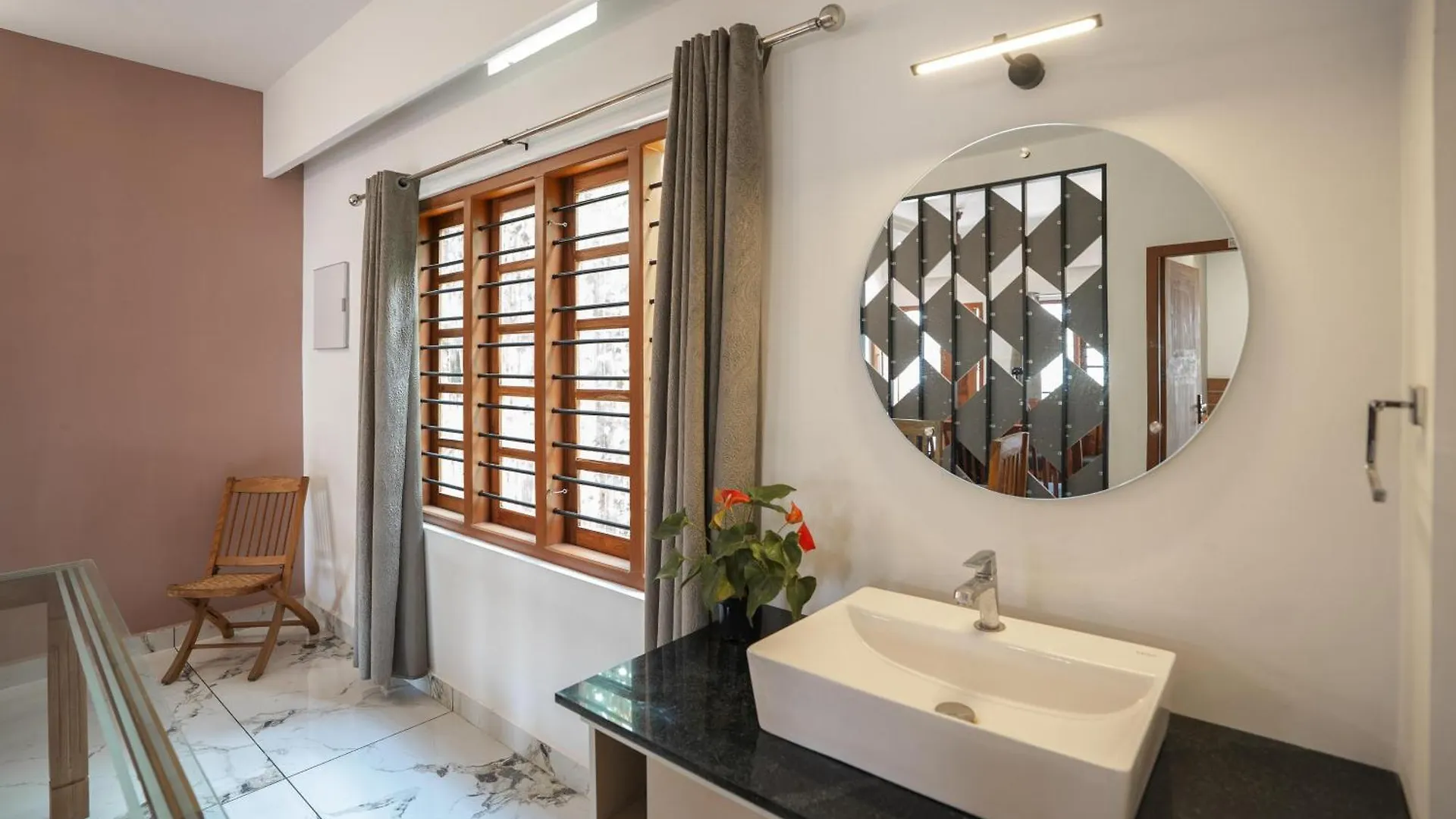 Barakath Square Apartments & Rooms Erattupetta