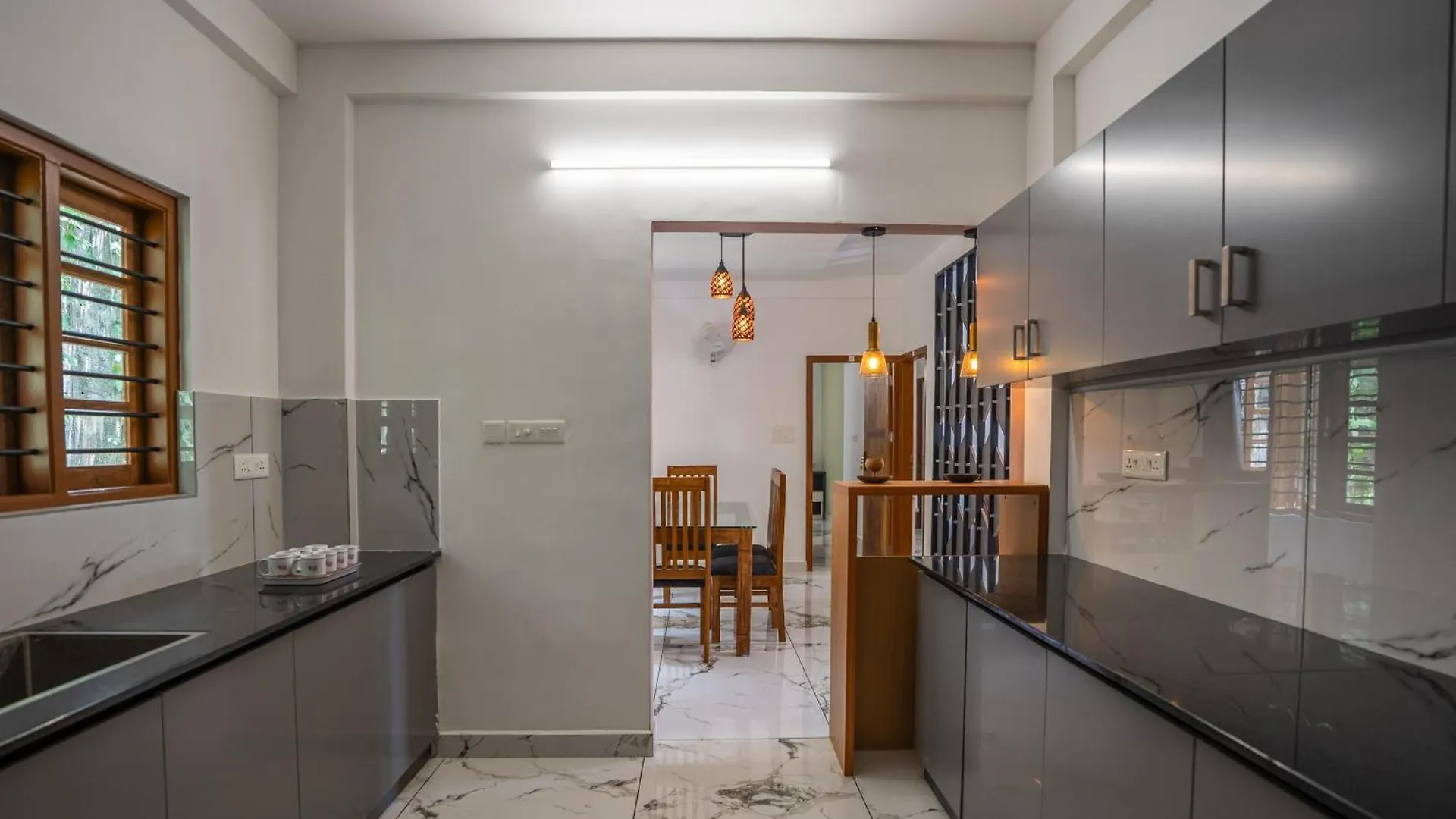 Barakath Square Apartments & Rooms Erattupetta Indien